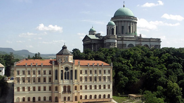 Osztálykirándulás szállás Esztergom
